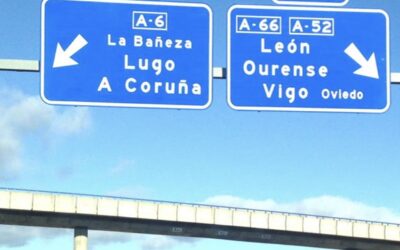 Vuelca un camión que transportaba leche en la A6 a la altura de La Bañeza
