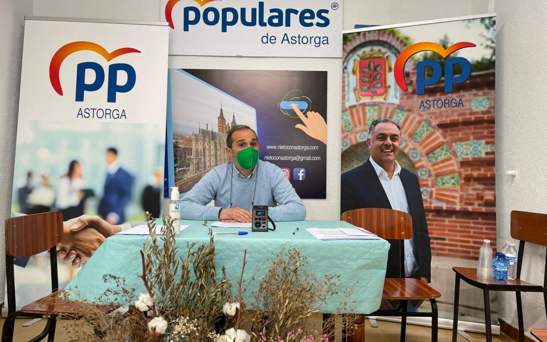 El PP de Astorga pide al Ayuntamiento que invierta los 66.000 euros que le otorga la Junta en el comercio y los autónomos