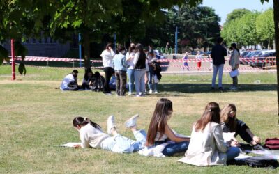 58 alumnos del Instituto de Astorga y 35 del Vía de la Plata, en La Bañeza, superan la Ebau