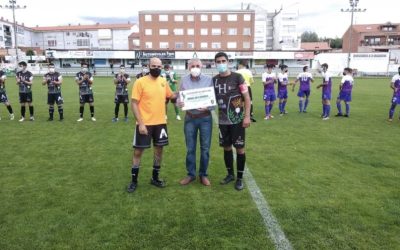 El Santa Ana de Astorga cierra la temporada con un reconocimiento a Manuel Ortiz por su labor