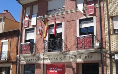 La Cámara de Comercio de Astorga y la Junta potencian el emprendimiento empresarial con formación y asesoramiento personalizado