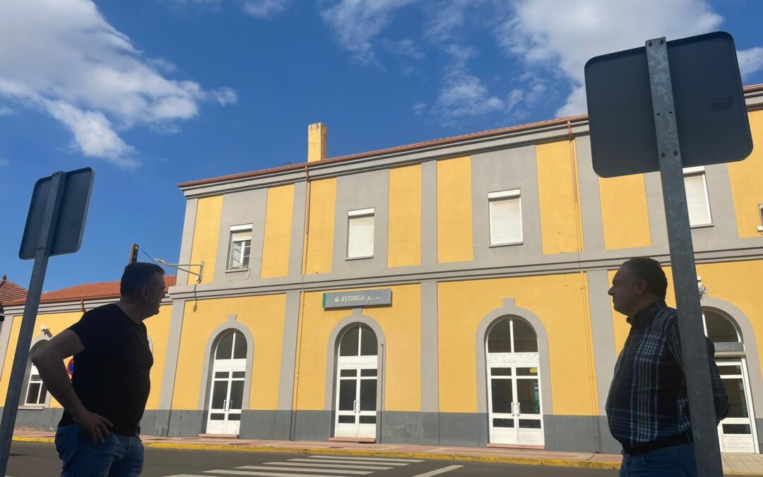 El PP exige gestiones al equipo de Gobierno para que se restablezca el personal en la estación de tren de Astorga