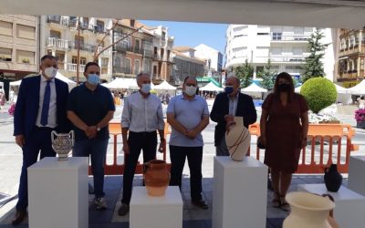 Comienza la Feria de Alfarería de La Bañeza con representación de siete comunidades y Portugal como país invitado
