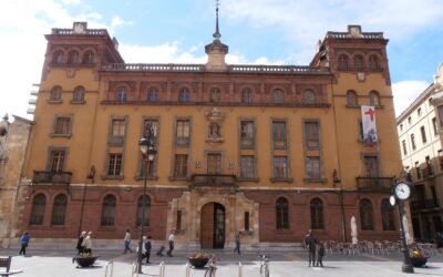 Los obispos de León y Astorga presidirán mañana el acto de apertura del curso en el Seminario Mayor San Froilán
