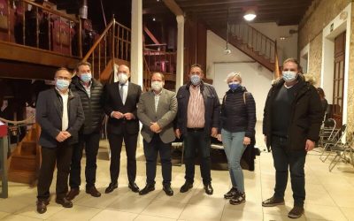 La Bañeza comparte sus inquietudes sobre la industria agroalimentaria con el consejero de Agricultura