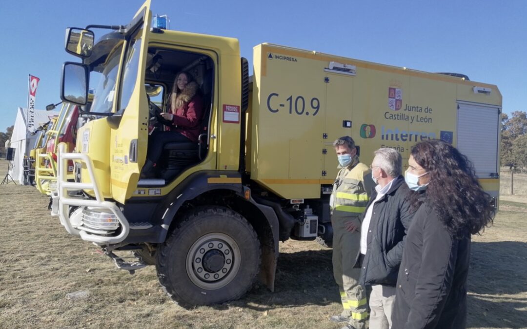 La Junta crea un circuito de vehículos autobomba 4×4 en Rabanal del Camino para formar a los conductores