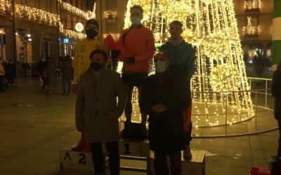 El bañezano Guzmán González Mantecón y la atleta Dovile Eibutyte gana la carrera de Navidad de Astorga