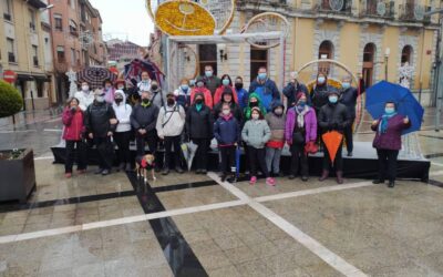 Los bañezanos realizan la Ruta del Turrón por las localidades próximas de La Vega
