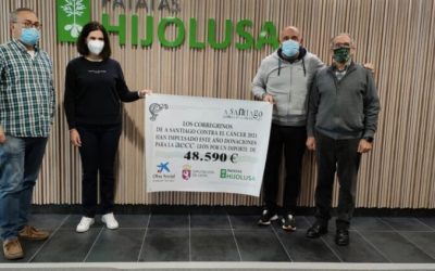 A Santiago contra el Cáncer entrega casi 50.000 euros a la asociación española de luchan contra la enfermedad