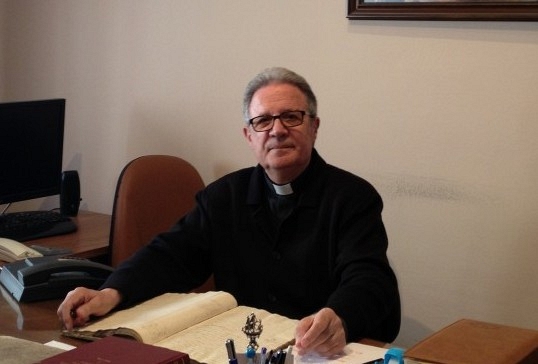 Val de San Lorenzo homenajea a José Manuel Sutil con la lectura de ‘La Navidad en Maragatería’