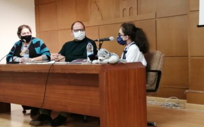 La escritora Alma Luna de Abajo, de 10 años, presenta su primera novela, ‘Loto y lobina’, en La Bañeza