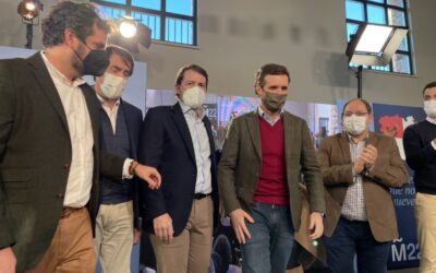 Mañueco cierra la precampaña en La Bañeza donde compromete la León-Braganza y nuevos ciclos educativos