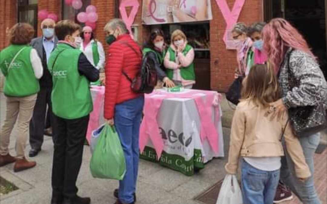 La Junta Local de la AECC colocará el sábado una mesa informativa en La Bañeza para concienciar y sensibilizar