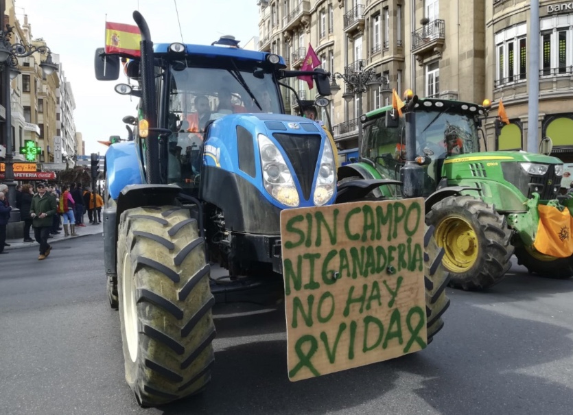 UCCL convoca el 3 de marzo una manifestación en León en defensa del campo