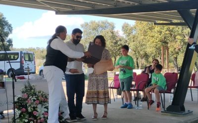 Valderrey nombra hijo adoptivo a don Julio