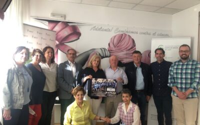 El reto azul de La Bañeza consigue recaudar 4.773 euros contra el cáncer de colón