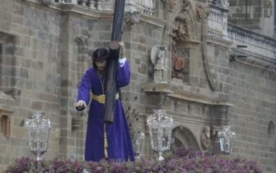 El Nazareno de Puerta de Rey procesiona este sábado para ir a visitar a la Virgen del Castro en la Catedral