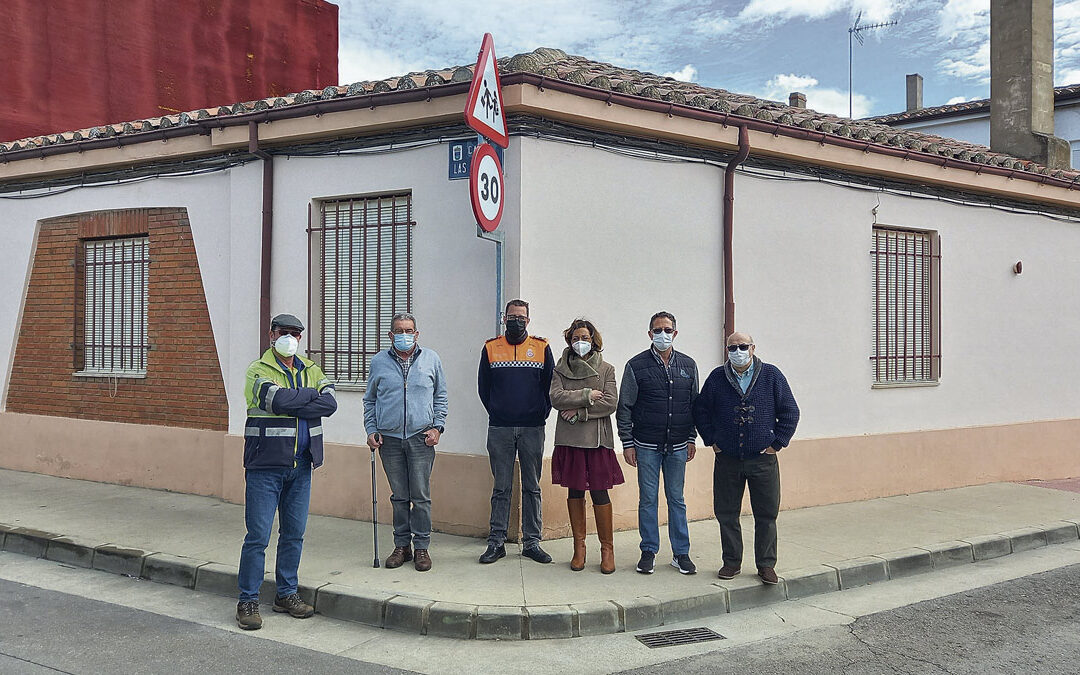 Santa María del Páramo aprueba el proyecto para el arreglo de la parte inferior de las antiguas casas de los maestros