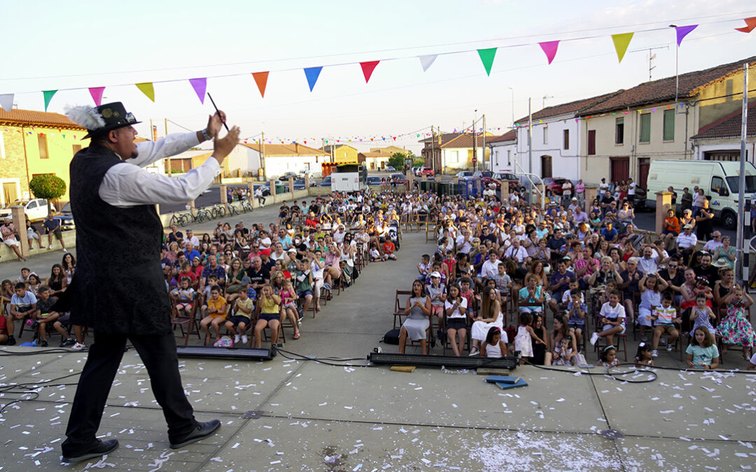 El Festival ‘Ajo Magic’ derrocha encanto en Santa Marina del Rey