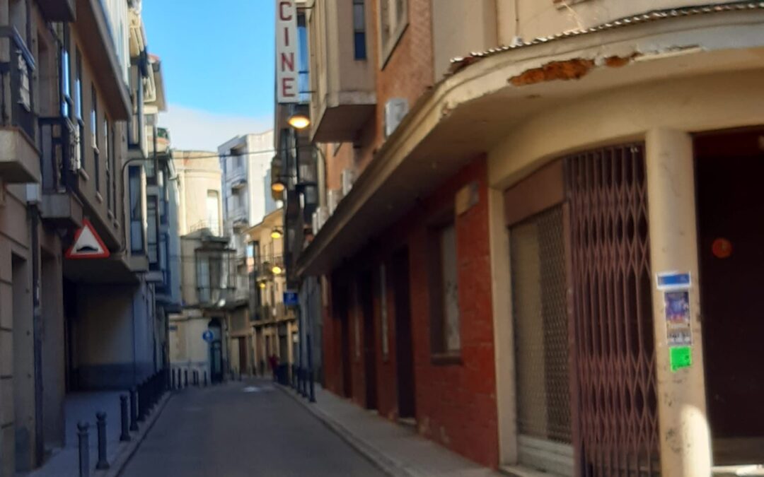 El PP denuncia «la comedia» del ahorro energético en Astorga «con el alumbrado encendido hoy a las 9.45»