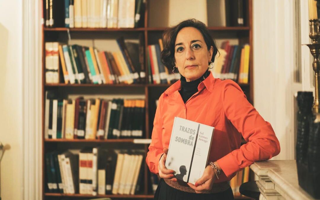 Sol Gómez presenta su nuevo libro “Trazos de sombra” en Astorga