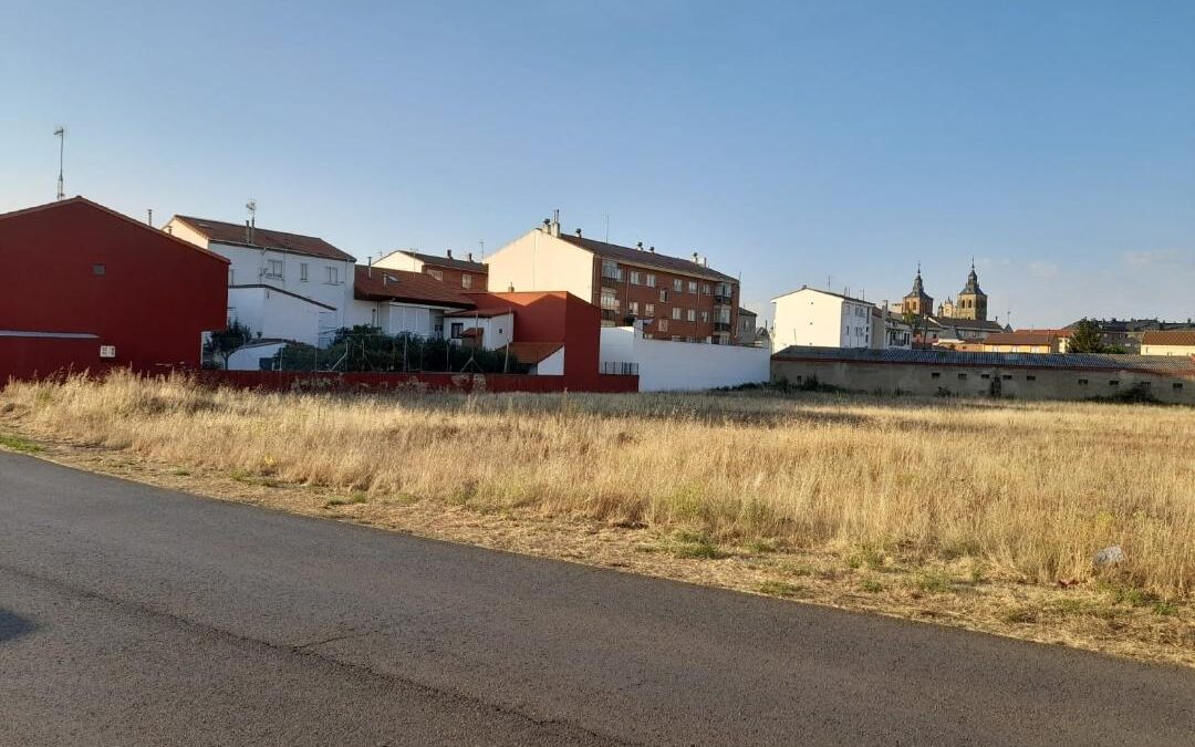 El grupo de Concejales del PP pide a la alcaldía que aclare cómo deberán de realizarse las labores de desbroce y limpieza de propiedades