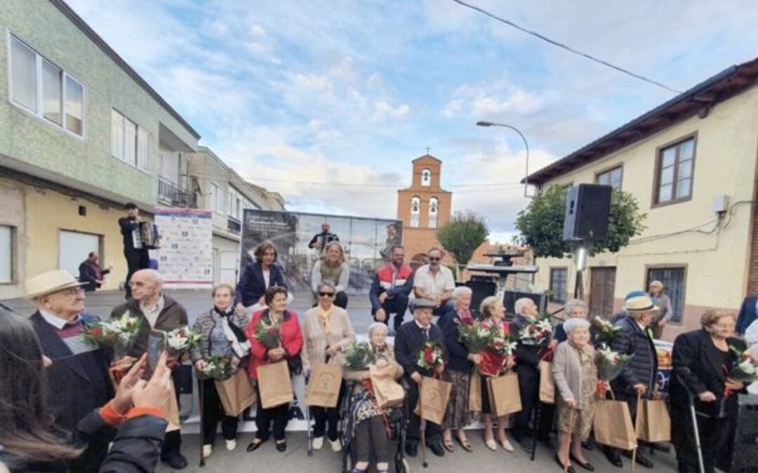 Santa María del Páramo reconoce a sus mayores