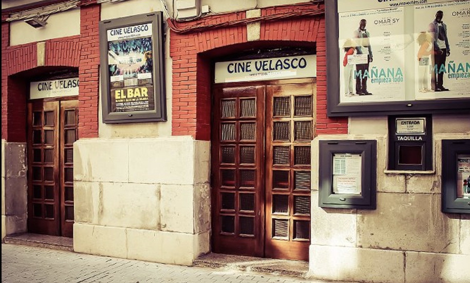 El cine Velasco de Astorga cierra tras una década