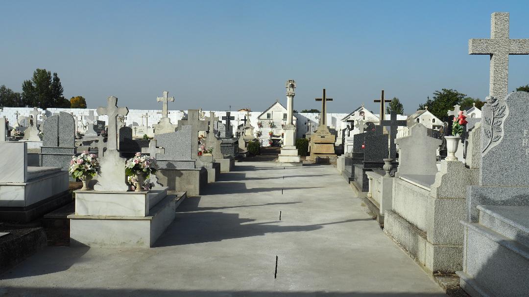 La Junta Vecinal de Veguellina de Órbigo realiza nuevas obras en el cementerio de la localidad