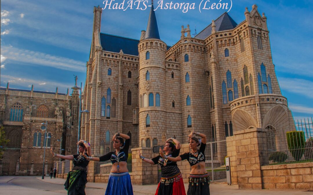 Las mujeres de Astorga y La Bañeza se unen a la flash Mob Mundial de Danza Tribal