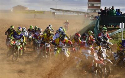 Mario Vélez y Daniela Guillén ganan la última prueba del Nacional de Motocross de La Bañeza