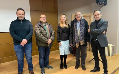 Marta del Riego presenta su primer poemario en La Bañeza