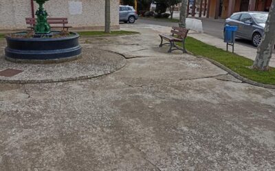 El PP critica el abandono de los espacios públicos y del mobiliario urbano de Hospital y Puente de Órbigo