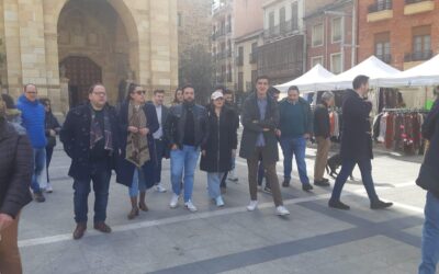 Visita de la candidata a la presidencia de NNGG de Castilla y León a La Bañeza