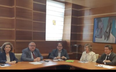 El Ayuntamiento de La Bañeza pide a Sanidad mejoras en el centro de salud