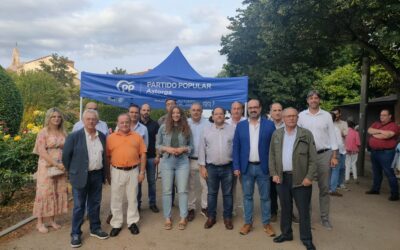 El PP cierra campaña en Astorga, «un sitio simbólico por la gran victoria en las municipales»
