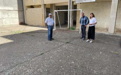 El Ayuntamiento valora mejoras en los colegios Blanco de Cela y González Álvarez donde “no se ha actuado en cuatro años”