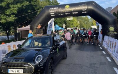 La Pilgrim Race sale de Astorga rumbo a Compostela