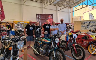 La Feria del Motor da el pistoletazo de salida al fin de semana de las motos en La Bañeza