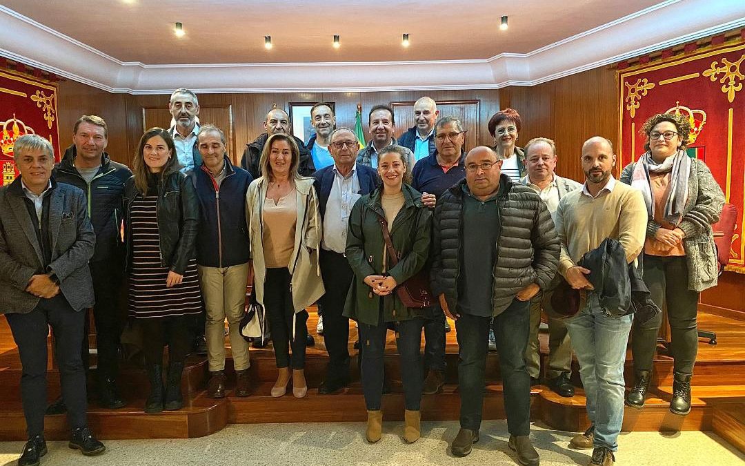 Ester Muñoz preside la primera reunión de la Junta Comarcal de Astorga con la que se da inicio al nuevo curso político
