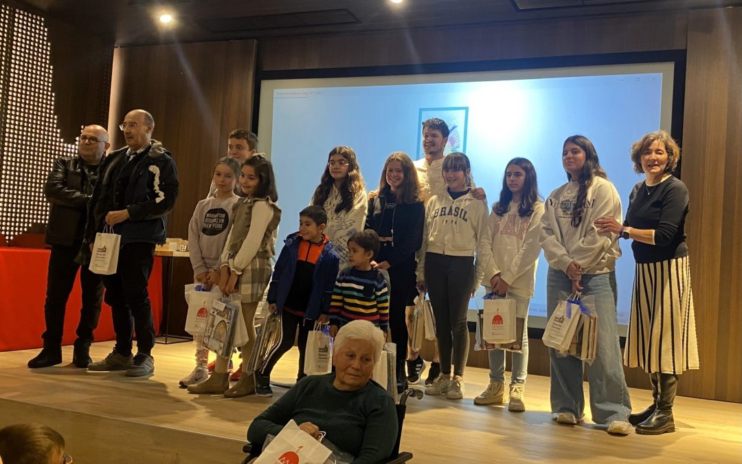 Astorga premia a los marcapáginas “con más arte” en el día de la biblioteca