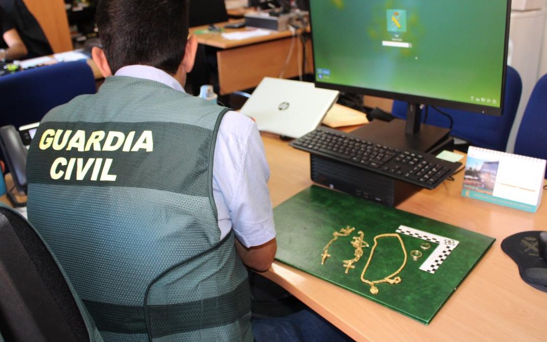 La Guardia Civil desarticula un grupo criminal dedicado al hurto de joyas a personas de avanzada edad