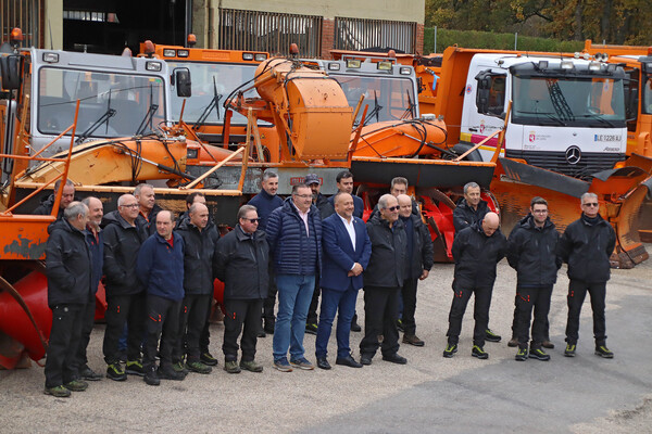 La Diputación de León dispone de medio centenar de vehículos y 40 trabajadores para hacer frente a la campaña de nevadas