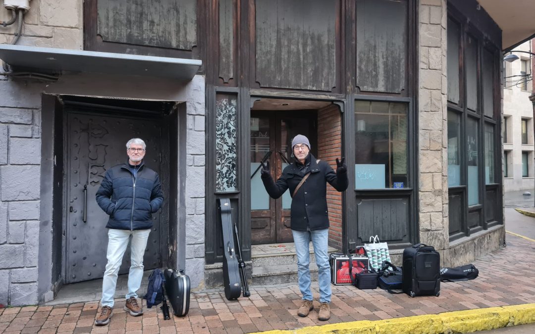 Nueva aventura musical de Tito y Juan en solitario