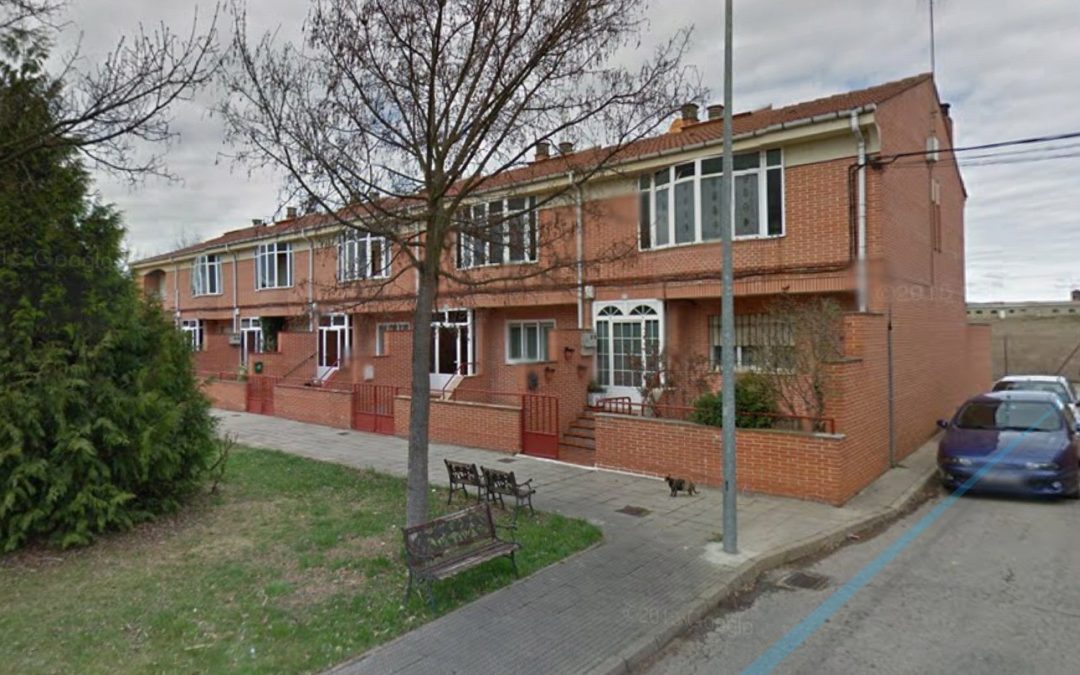 Consenso a tres bandas para desbloquear la situación de las viviendas del Palomar de la Bigarda que no se han podido escriturar
