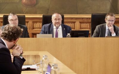 La Diputación de León aprueba un presupuesto récord de 214,66 millones con los votos de PSOE, UPL y PP