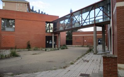 Sale adelante la adscripción del antiguo centro de salud de Astorga con los votos del PP y PSOE