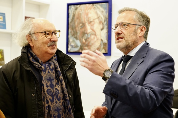 El presidente de las Cortes visita la Casa de la Poesía para fijar una colaboración con la Fundación de Castilla y León