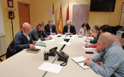 Las organizaciones agrarias trasladan las reivindicaciones del sector agropecuario al delegado territorial