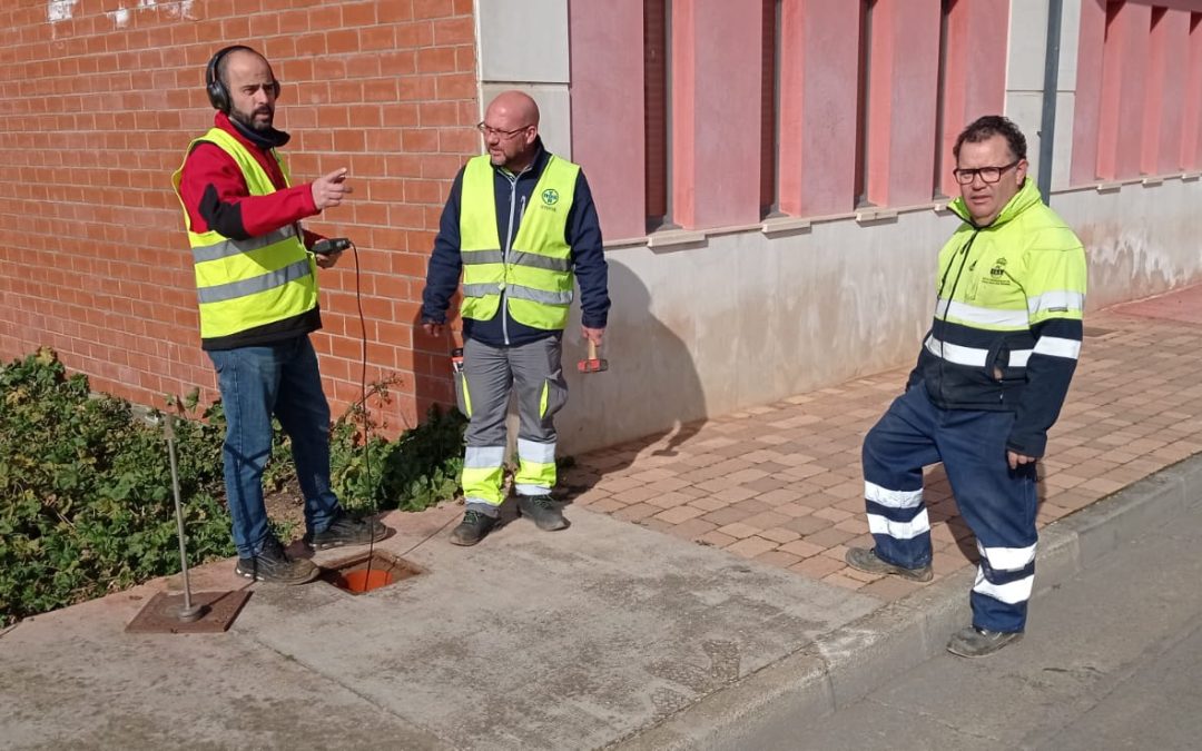 Santa María del Páramo realiza un estudio contra las fugas de la red de abastecimiento de agua